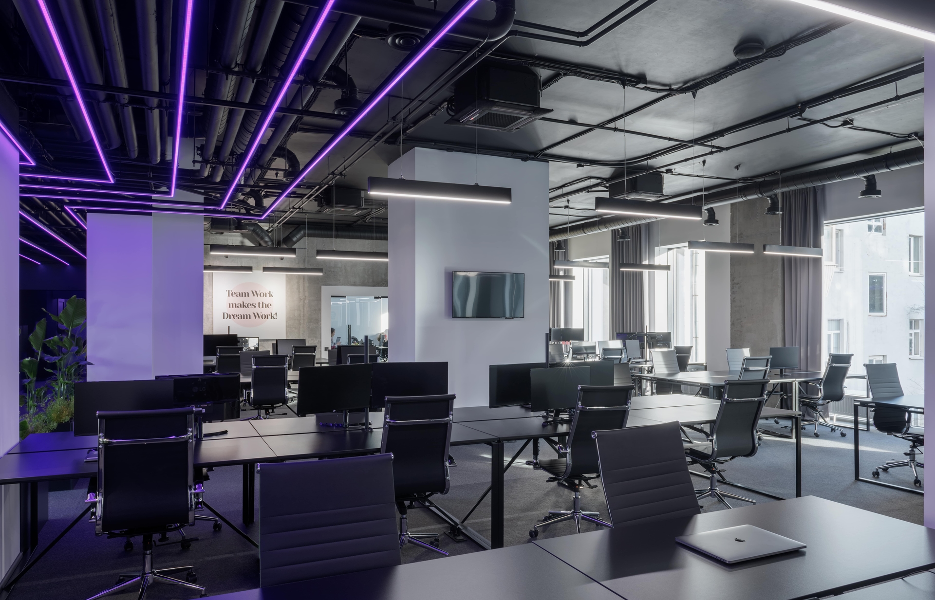 Офісне приміщення, 700 м2 у ЖК New York Concept House